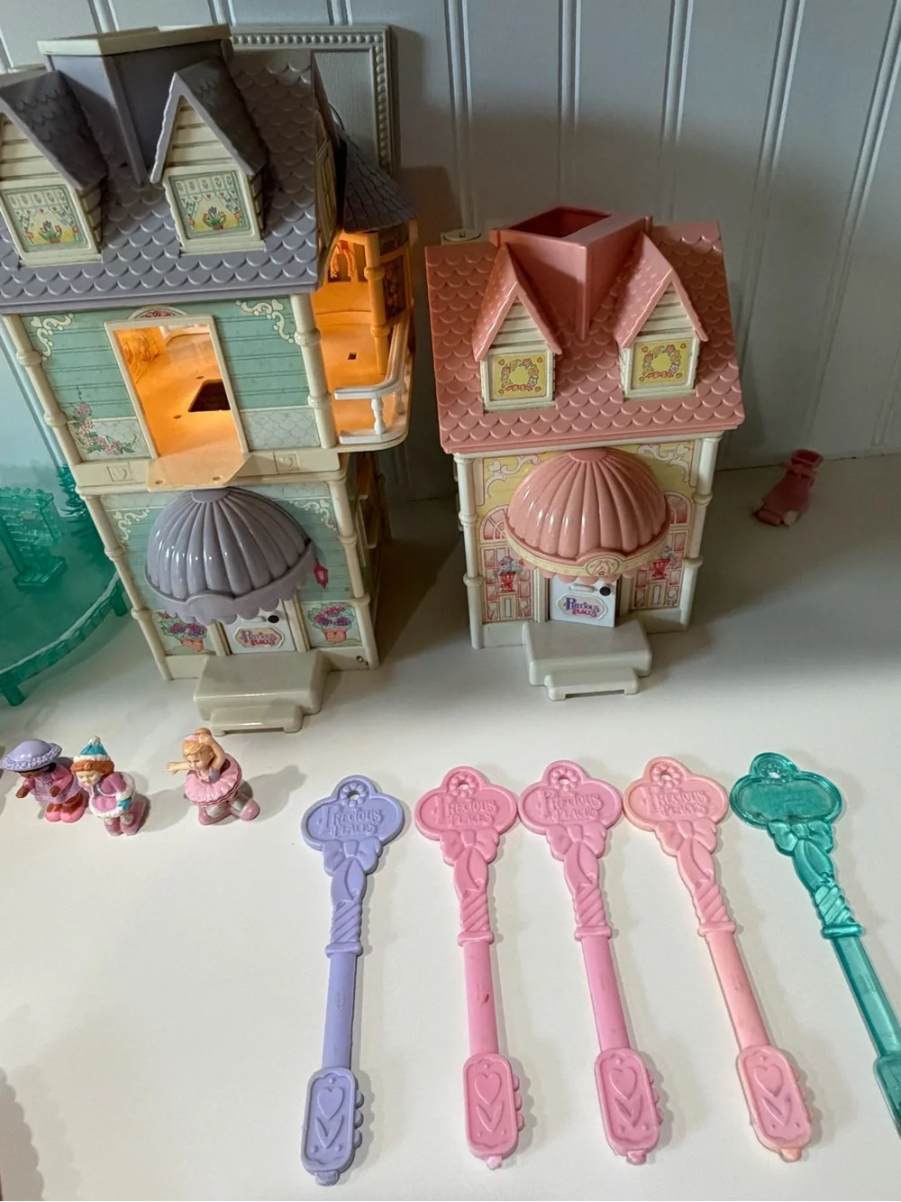 Vintage Fisher Price Precious Places Huge Lot Houses Keys Figures Accessories